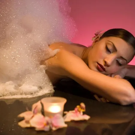 Orchidea Boutique 4*